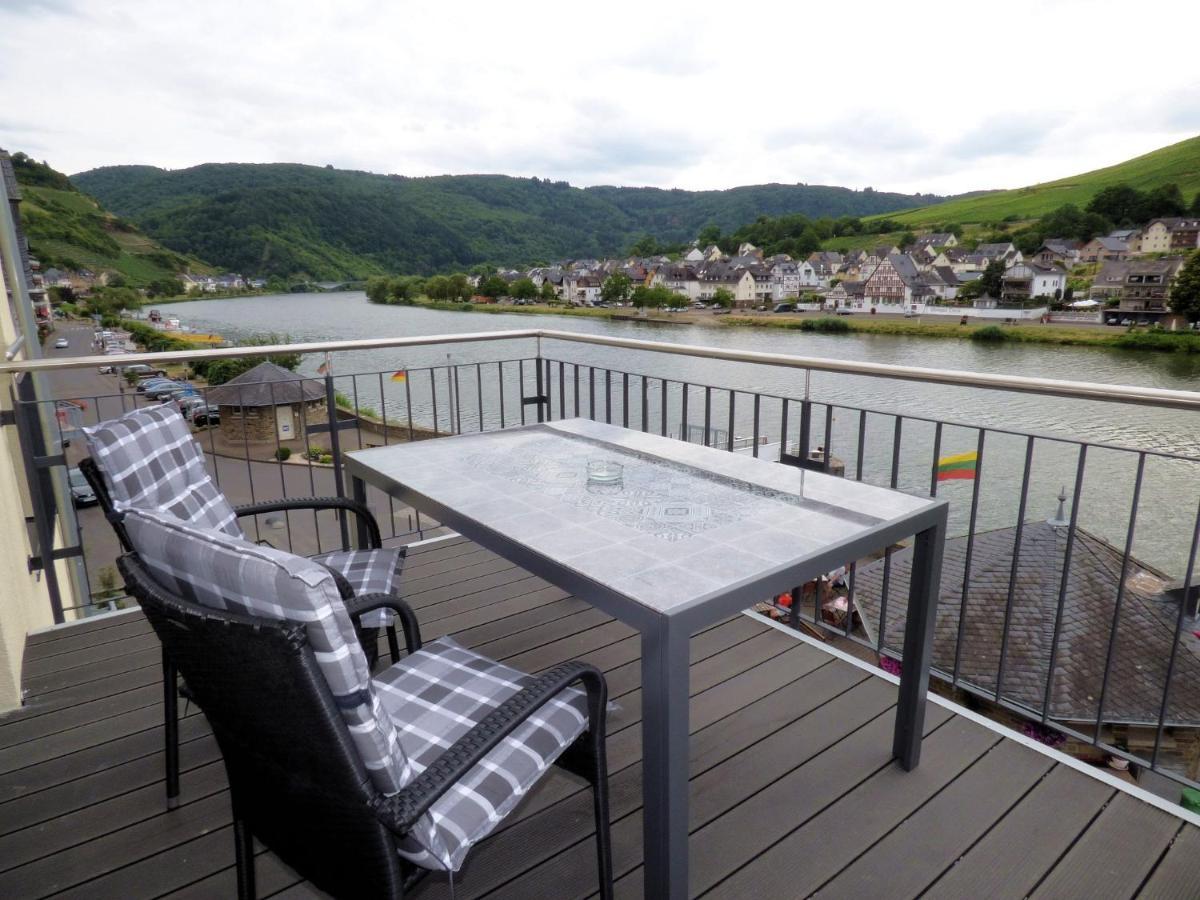 Ferienhaus Moselpromenade 摩泽尔河畔的泽尔 外观 照片