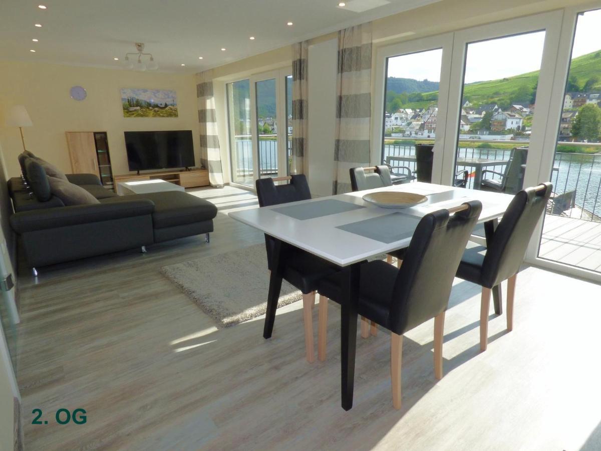 Ferienhaus Moselpromenade 摩泽尔河畔的泽尔 外观 照片