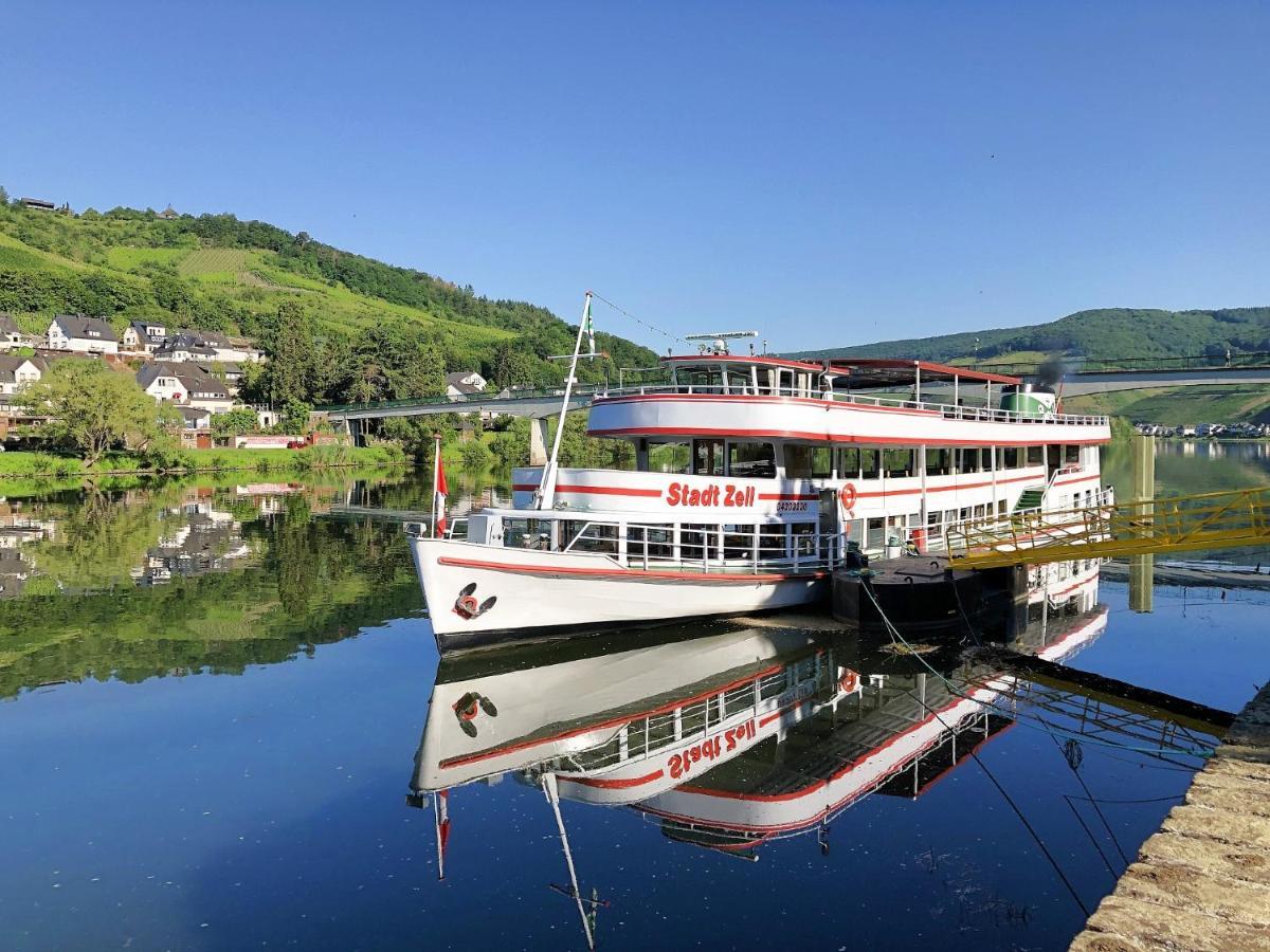 Ferienhaus Moselpromenade 摩泽尔河畔的泽尔 外观 照片